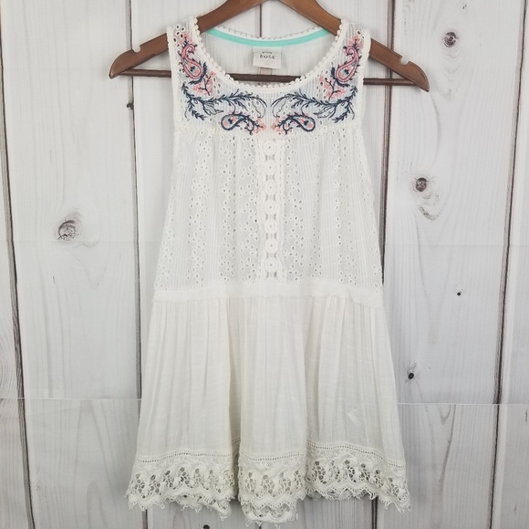Knox Rose Tops - 🌹Knox Rose Embroidered/Lace Top Size XS
